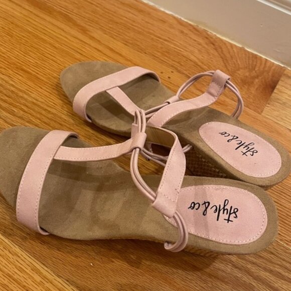Style and co cute wedges - Picture 2 of 3